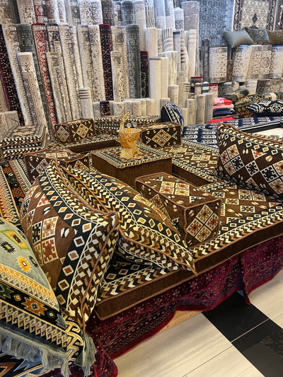 Majlis (Arabic Toshak)